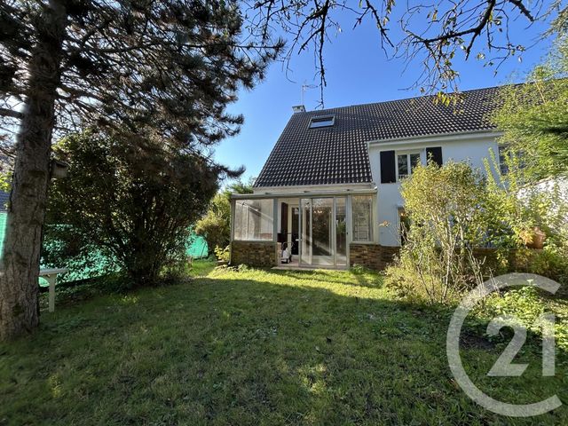 Maison à vendre - 7 pièces - 107,80 m2 - Courcouronnes - 91 - ILE-DE-FRANCE