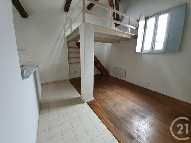 Appartement Studio à louer - 1 pièce - 27 m2 - Villeneuve Les Avignon - 30 - LANGUEDOC-ROUSSILLON