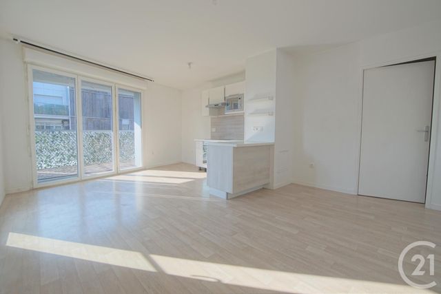 Appartement F4 à louer - 4 pièces - 73,95 m2 - Choisy Le Roi - 94 - ILE-DE-FRANCE