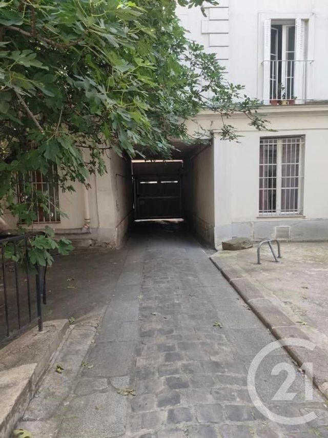 parking - PARIS - 75009