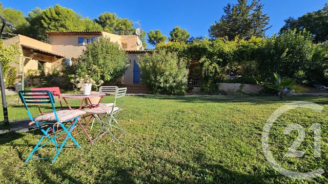 Maison à vendre - 5 pièces - 158 m2 - Le Beausset - 83 - PROVENCE-ALPES-COTE-D-AZUR