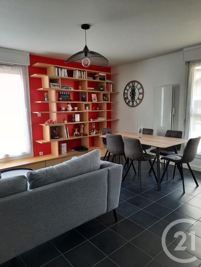 Appartement F2 à louer - 2 pièces - 46,75 m2 - Orleans - 45 - CENTRE