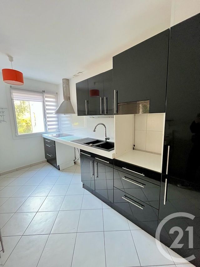 Appartement F3 à louer - 3 pièces - 72,60 m2 - St Jean De Braye - 45 - CENTRE