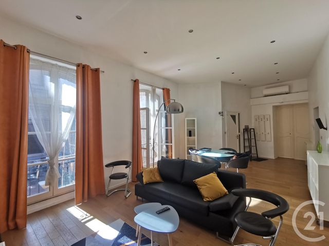 Appartement F4 à louer - 5 pièces - 100 m2 - Pezenas - 34 - LANGUEDOC-ROUSSILLON