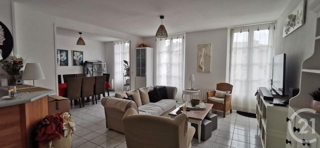 appartement à louer - 3 pièces - 95 m2 - Pezenas - 34 - LANGUEDOC-ROUSSILLON