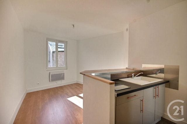 Appartement Studio à louer - 1 pièce - 17,46 m2 - Blois - 41 - CENTRE