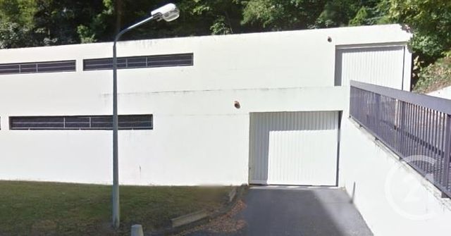 Parking à louer - 10 m2 - Pont Ste Maxence - 60 - PICARDIE