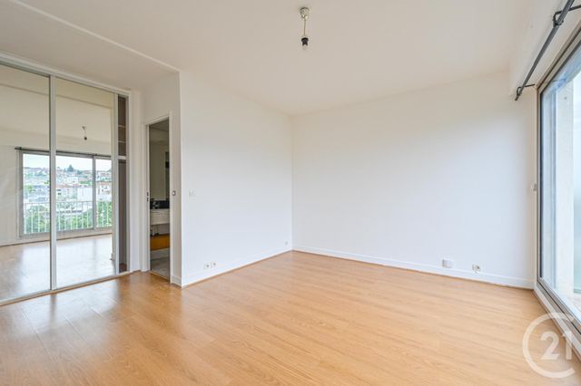 Appartement a louer suresnes - 1 pièce(s) - 34 m2 - Surfyn