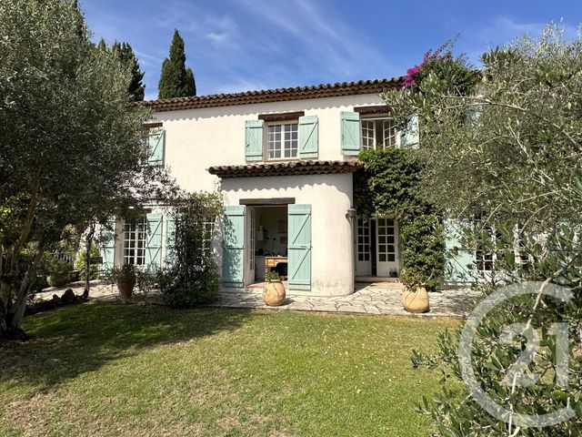 Maison à vendre - 8 pièces - 237 m2 - Grasse - 06 - PROVENCE-ALPES-COTE-D-AZUR