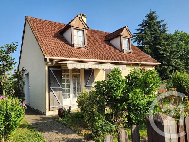 Maison à vendre - 4 pièces - 69 m2 - Nogent Le Roi - 28 - CENTRE