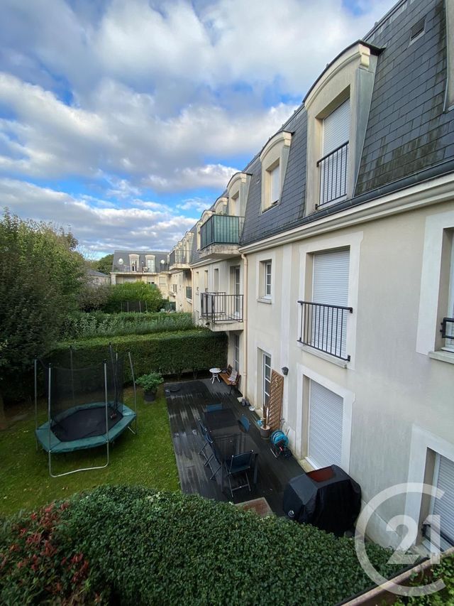 Appartement F2 à louer - 2 pièces - 40,20 m2 - Brie Comte Robert - 77 - ILE-DE-FRANCE