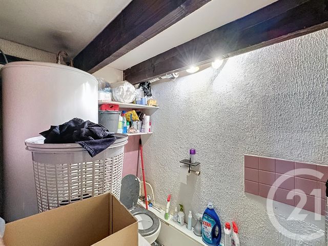 Local commercial à louer - 90.0 m2 - 63 - Puy-de-Dome