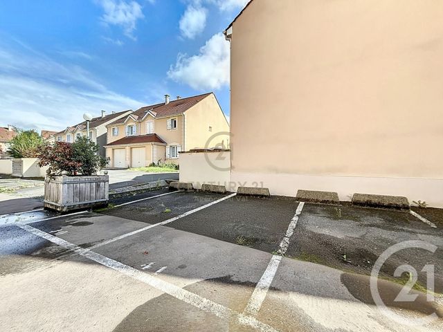 Parking à vendre - 12,75 m2 - Champs Sur Marne - 77 - ILE-DE-FRANCE