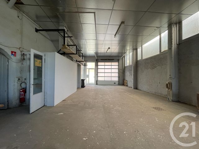 Local commercial à louer - 187.0 m2 - 69 - Rhone