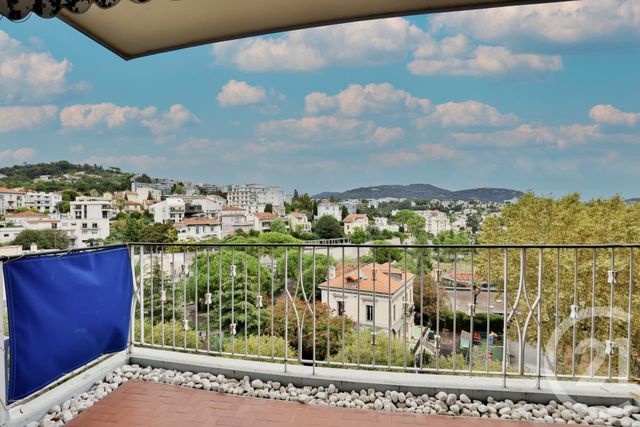 Appartement F3 à vendre - 3 pièces - 67,14 m2 - Nice - 06 - PROVENCE-ALPES-COTE-D-AZUR