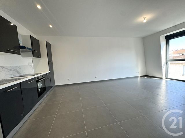 Appartement T2 à louer - 2 pièces - 43,40 m2 - St Fons - 69 - RHONE-ALPES