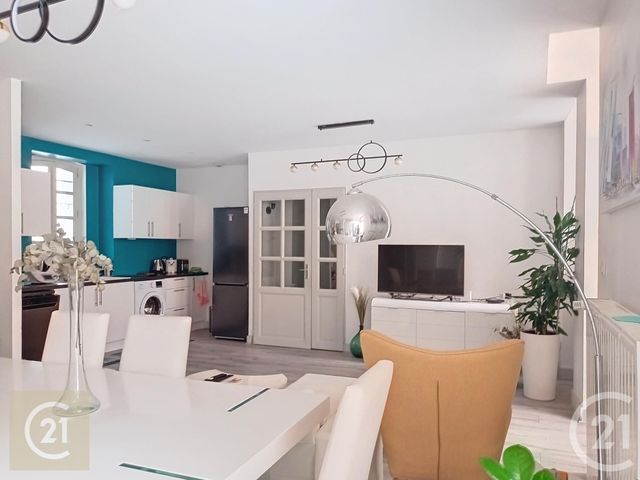 Appartement F3 à louer - 3 pièces - 83,35 m2 - Beziers - 34 - LANGUEDOC-ROUSSILLON