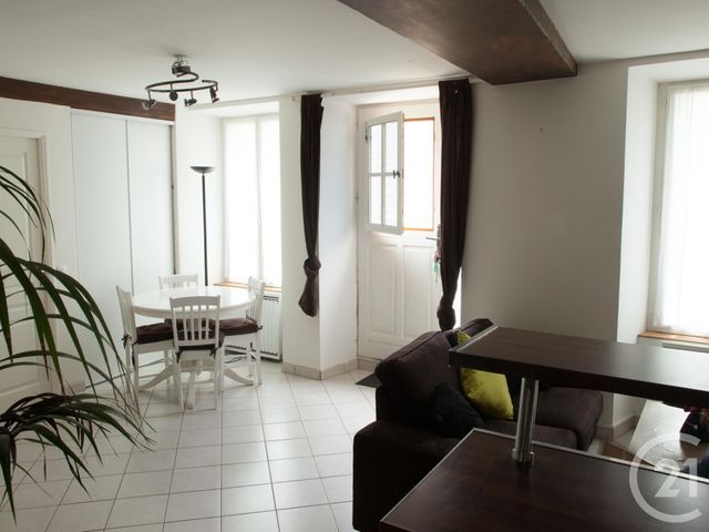 Appartement F2 à louer - 2 pièces - 48 m2 - Rochefort En Yvelines - 78 - ILE-DE-FRANCE