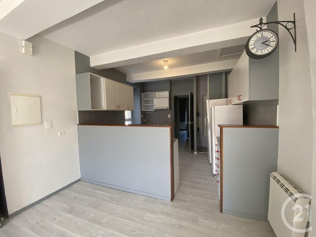 Appartement F4 à louer - 4 pièces - 75,60 m2 - Bedarieux - 34 - LANGUEDOC-ROUSSILLON