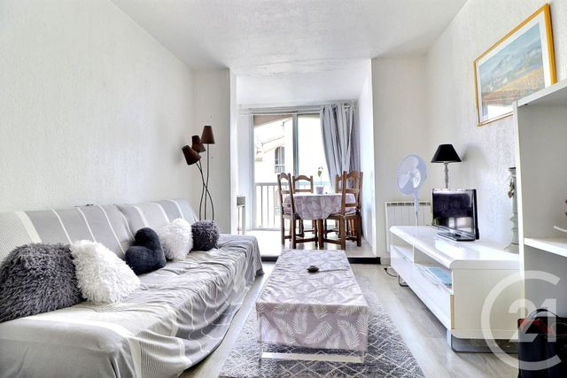 appartement à vendre - 2 pièces - 30,50 m2 - Frejus - 83 - PROVENCE-ALPES-COTE-D-AZUR