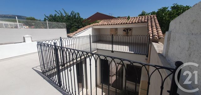 Maison à vendre - 6 pièces - 125 m2 - Cuers - 83 - PROVENCE-ALPES-COTE-D-AZUR