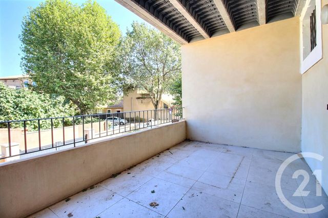 Appartement T2 à louer - 2 pièces - 37,93 m2 - Cavaillon - 84 - PROVENCE-ALPES-COTE-D-AZUR