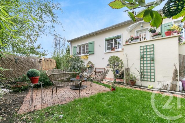 Maison à vendre ST MAUR DES FOSSES