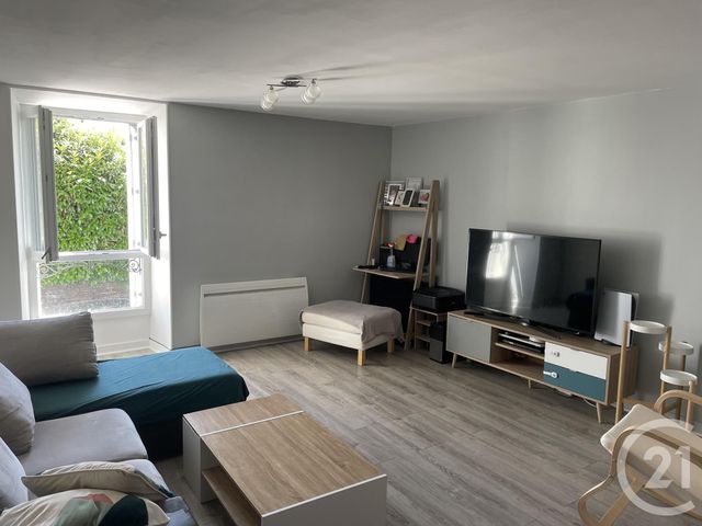 Appartement F3 à vendre - 4 pièces - 82 m2 - Pontault Combault - 77 - ILE-DE-FRANCE