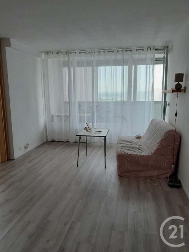 Appartement F3 à vendre - 3 pièces - 61,36 m2 - Meaux - 77 - ILE-DE-FRANCE