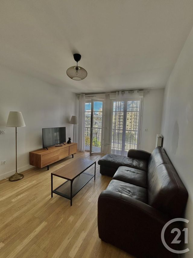 Appartement à louer - 2 pièces - 42,35 m2 - Puteaux - 92 - ILE-DE-FRANCE