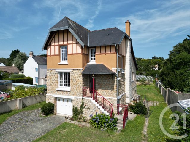 Maison à vendre - 9 pièces - 182 m2 - Barneville Carteret - 50 - BASSE-NORMANDIE