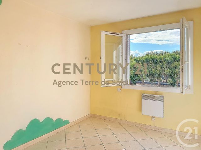 Appartement F4 à vendre - 4 pièces - 69 m2 - Pont St Esprit - 30 - LANGUEDOC-ROUSSILLON