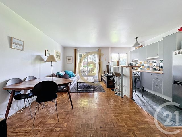 Prix immobilier VERSAILLES - Photo d’un appartement vendu