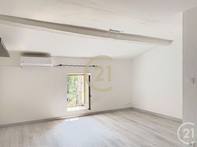 Appartement F2 à louer - 2 pièces - 27,11 m2 - Aramon - 30 - LANGUEDOC-ROUSSILLON