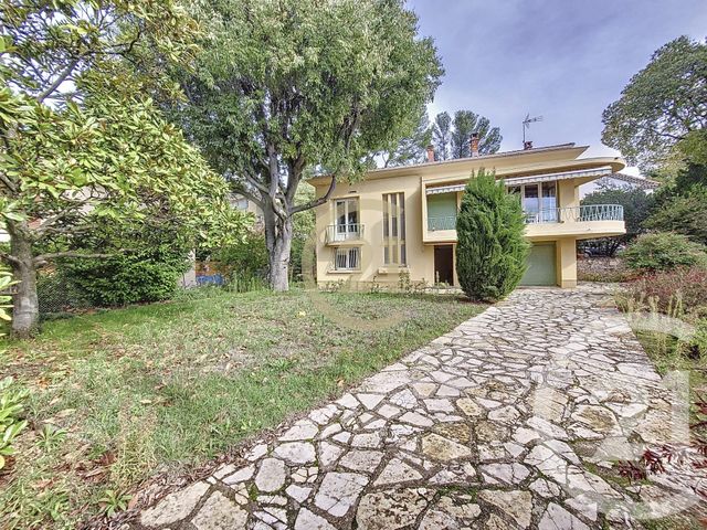 Maison à vendre - 4 pièces - 111 m2 - Nimes - 30 - LANGUEDOC-ROUSSILLON