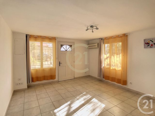 Appartement F2 à louer - 2 pièces - 37,38 m2 - Remoulins - 30 - LANGUEDOC-ROUSSILLON