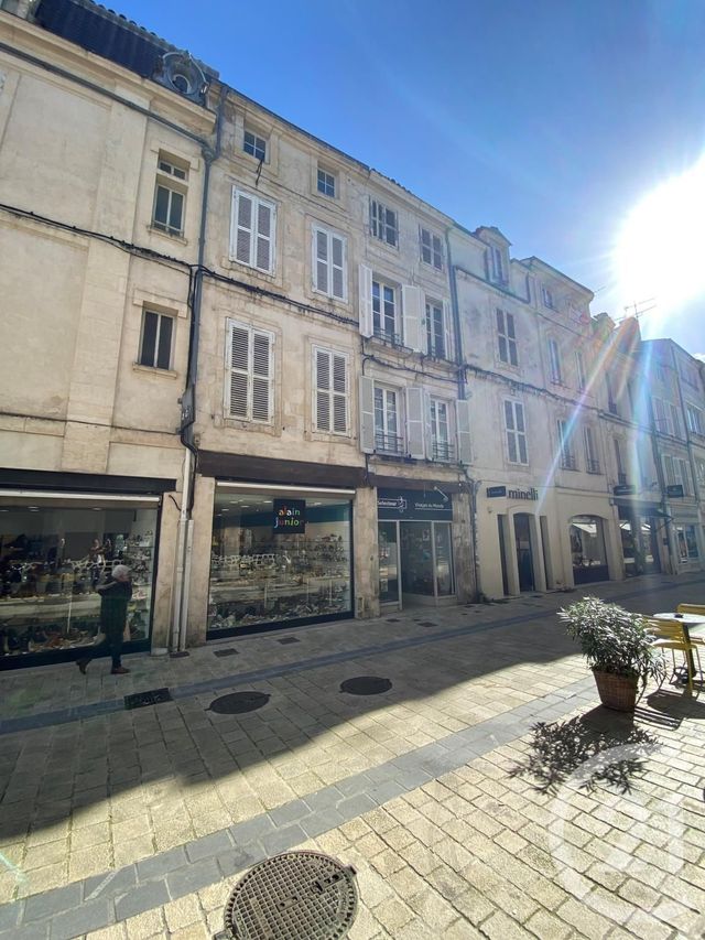 Appartement Studio à vendre - 1 pièce - 18,50 m2 - La Rochelle - 17 - POITOU-CHARENTES