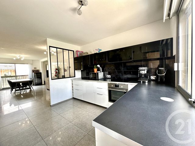 Appartement T4 à vendre - 4 pièces - 88 m2 - Genas - 69 - RHONE-ALPES