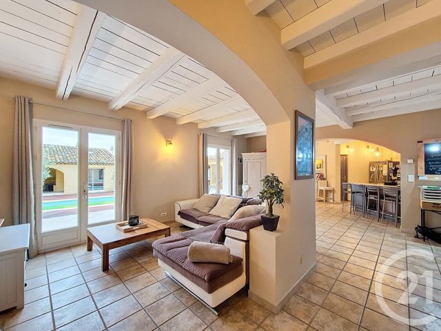 Maison à vendre - 6 pièces - 214,39 m2 - St Martin De Crau - 13 - PROVENCE-ALPES-COTE-D-AZUR