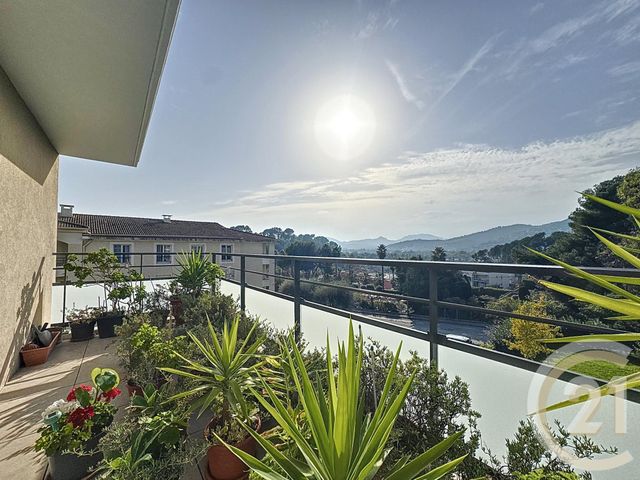 Appartement T3 à vendre - 3 pièces - 62,55 m2 - Cannes La Bocca - 06 - PROVENCE-ALPES-COTE-D-AZUR