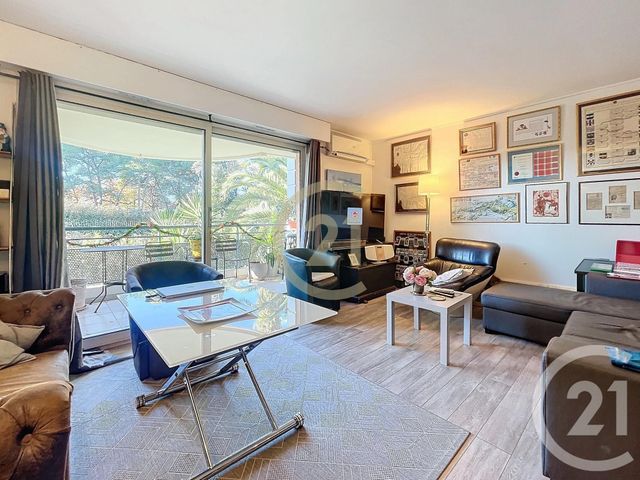 Appartement F2 à vendre - 2 pièces - 51,14 m2 - Cannes La Bocca - 06 - PROVENCE-ALPES-COTE-D-AZUR