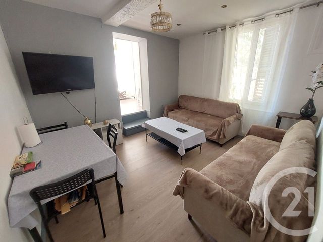 Appartement T2 à vendre - 2 pièces - 32,85 m2 - Toulon - 83 - PROVENCE-ALPES-COTE-D-AZUR