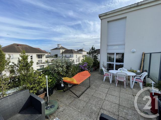 Appartement F5 à vendre - 5 pièces - 100 m2 - Montigny Le Bretonneux - 78 - ILE-DE-FRANCE