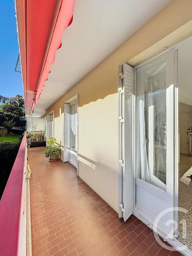 Appartement F2 à vendre - 2 pièces - 48,12 m2 - Antibes - 06 - PROVENCE-ALPES-COTE-D-AZUR