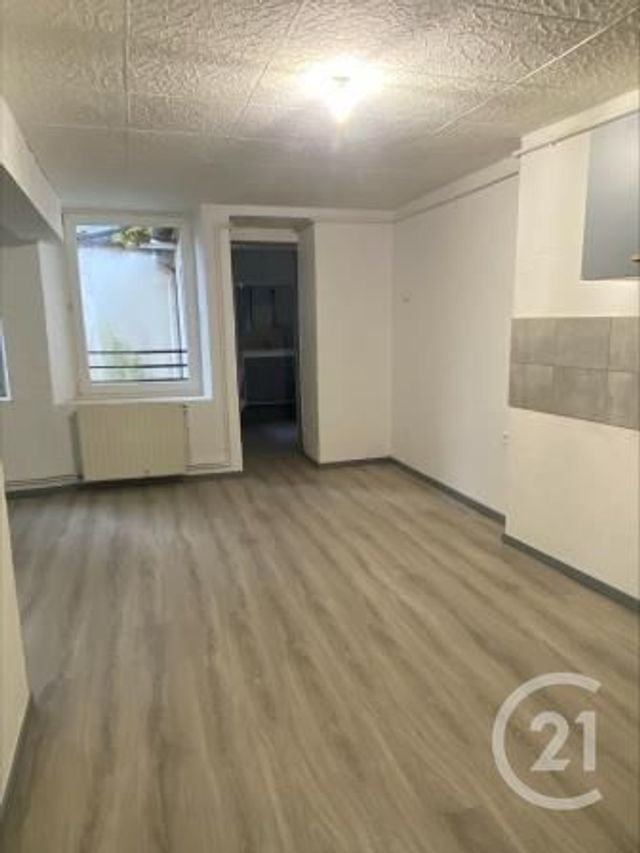 Appartement F1 à louer - 2 pièces - 39 m2 - Verdun - 55 - LORRAINE