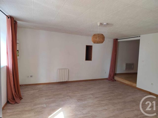 Appartement Studio à louer - 1 pièce - 38 m2 - Roiffieux - 07 - RHONE-ALPES