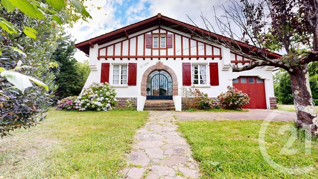 Maison à vendre - 6 pièces - 140,99 m2 - Ustaritz - 64 - AQUITAINE