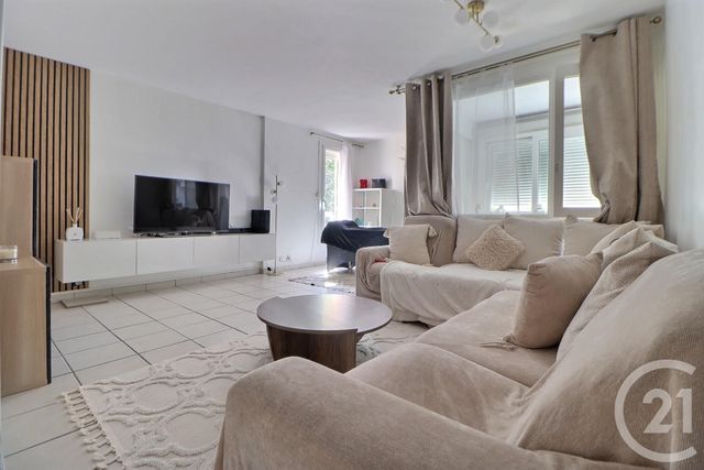 Appartement F2 à vendre - 2 pièces - 58,89 m2 - Aulnay Sous Bois - 93 - ILE-DE-FRANCE