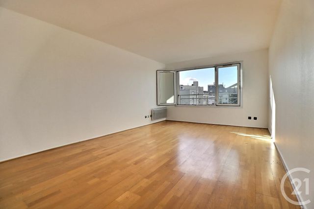 Appartement F2 à vendre - 2 pièces - 47,66 m2 - Stains - 93 - ILE-DE-FRANCE