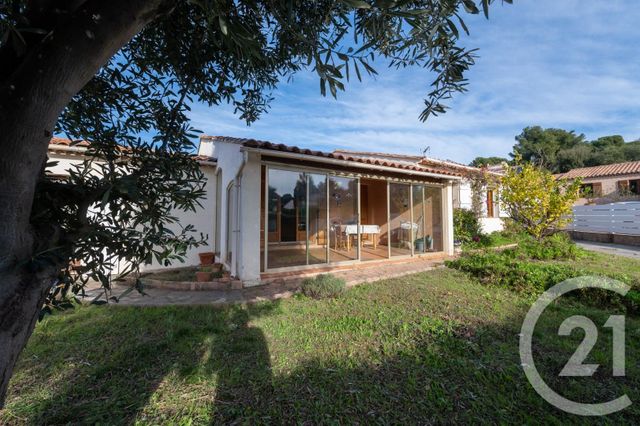 Maison à vendre - 4 pièces - 121,17 m2 - Bormes Les Mimosas - 83 - PROVENCE-ALPES-COTE-D-AZUR